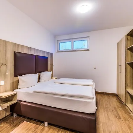 Luxurioese Am Stoermthaler Apartment Grosspoesna